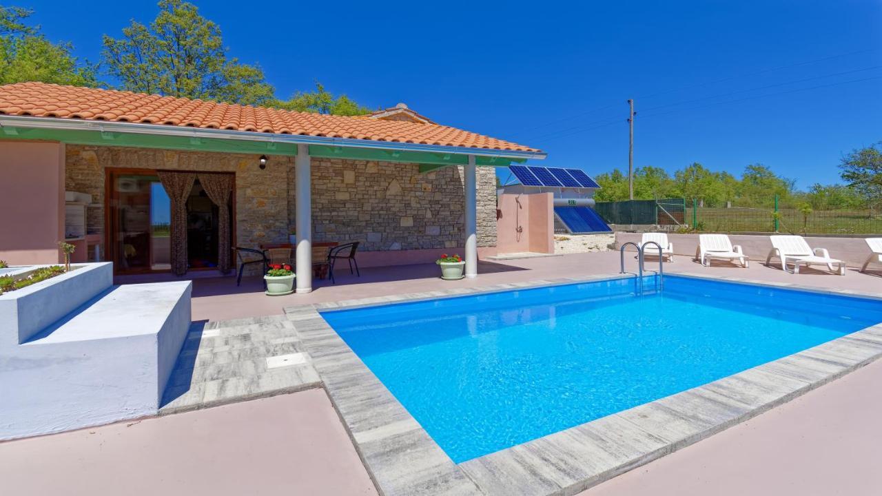 Holiday Home Gimino By Rent Istria Žminj Extérieur photo