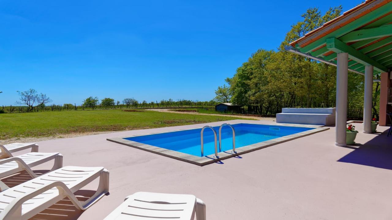 Holiday Home Gimino By Rent Istria Žminj Extérieur photo