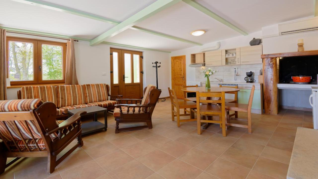 Holiday Home Gimino By Rent Istria Žminj Extérieur photo
